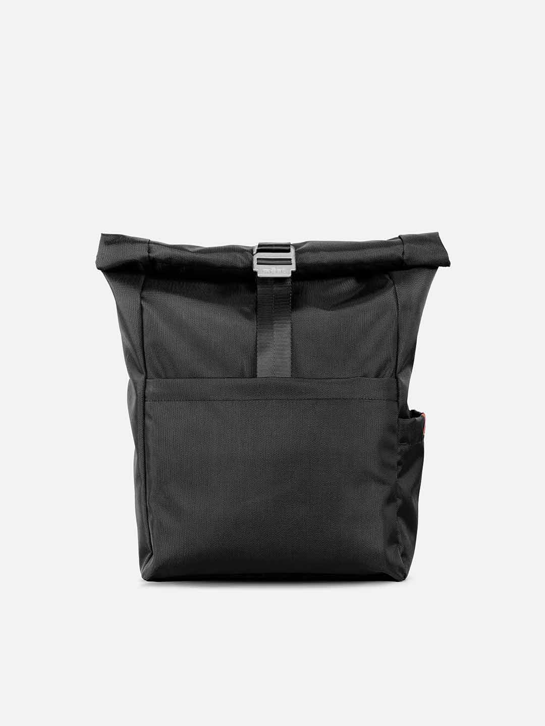 Morral multifuncional enrollable Mont 24L Negro